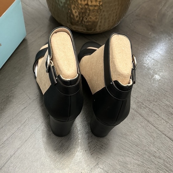 LifeStride Averly Women's Block Heel Pumps (Wide) - Picture 4 of 11